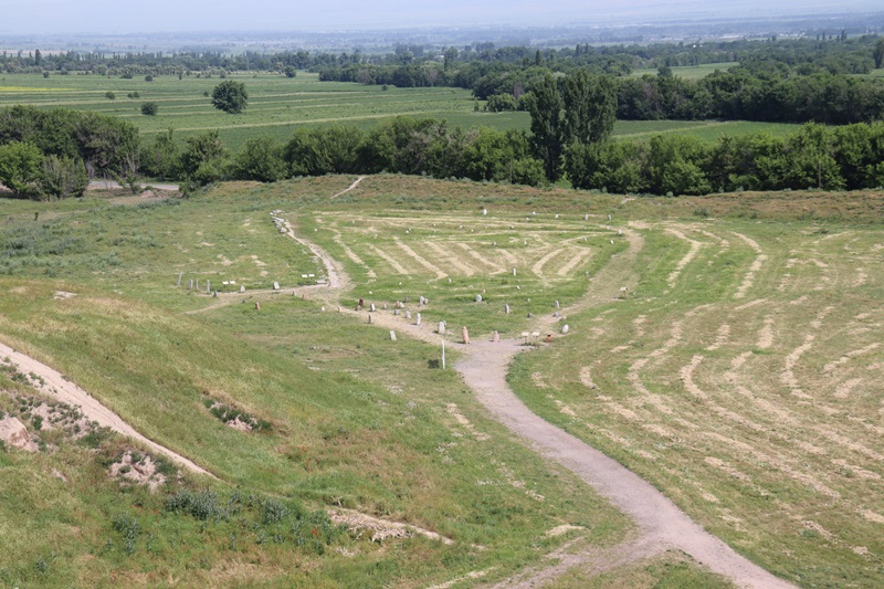 Náhrobné kamene, tzv, barbaly