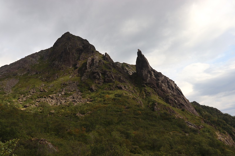 Svolværgeita – skalný výbežok pod vrchom Floya